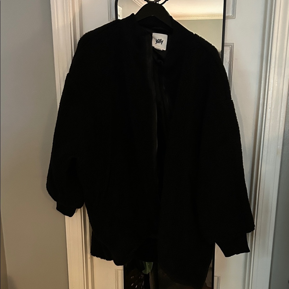 YITTY Black Teddy Jacket